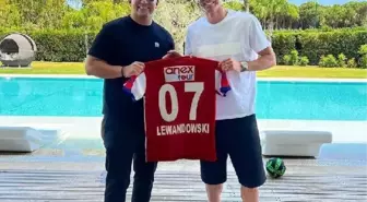 Ali Şafak Öztürk'ten Lewandowski'ye Antalya daveti