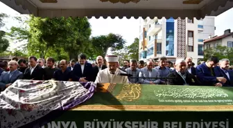 Bakanlar Soylu ve Kurum, Niğde'deki kazada ölen öğrencinin cenazesine katıldı