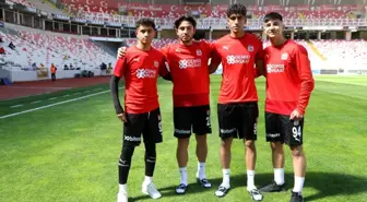 Sivasspor'un gençleri ilk resmi maçına çıktı