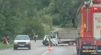 Hastane yolunda kaza; anne- oğul öldü, 2 yaralı