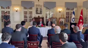 Çavuşoğlu, Tel Aviv'de İsrail-Türkiye İş Konseyi üyeleriyle buluştu