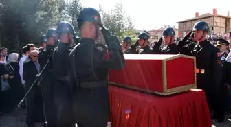 Pençe-Kilit Operasyonu şehidi Onur Doğan son yolculuğuna uğurlandı