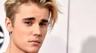 Justin Bieber kimdir? Kaç yaşında, nereli, evli mi, eşi kimdir, şarkıları nelerdir? Justin Bieber albümleri nelerdir? Hayatı ve biyografisi!