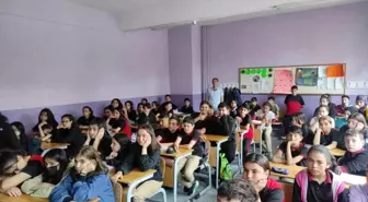 Sandıklı'da çocuk ve ergenlere bilişim teknolojilerinin etkisi semineri