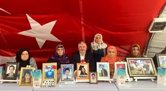 Başkan Aşgın, Diyarbakır anneleriyle nöbet tuttu