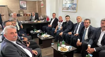 Başkan Ömer Günel Belediye Başkanları Toplantısı için Van'da