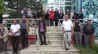 Kütahyalı vatandaşlardan 'Çinili Camii derhal ibadete açılsın' vurgusu