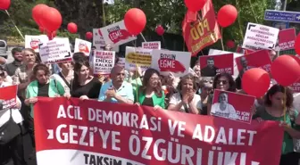 Taksim Dayanışması'ndan Gezi Tutuklularına Bakırköy Cezaevi Önünde Destek: 'Gezi'nin Gerçek Tarihine Sahip Çıkmaya Çağırıyoruz'