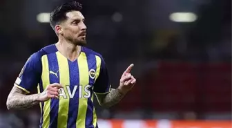 Tam ülkesine dönecek derken herkesi ters köşe yaptı! Jose Sosa, Süper Lig'in yeni ekibine gidiyor