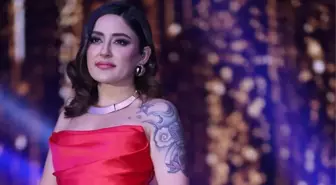 Melek Mosso'ya bir darbe daha! Isparta'da iptal edilen konserinden sonra Kocaeli'nde sahne alacağı festival de yasaklandı