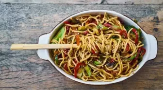 Noodle yemek zararlı mı? Noodle kısırlık yapar mı? Noodle yemek ne kadar zararlı?