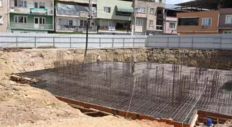 Bursa'da Altıkurnalar Camii için ilk harç