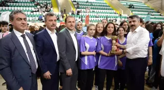 Yıldırım Belediyesi Okul Sporları Şenliği tamamlandı