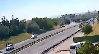 Büyükçekmece trafik kazası görüntüleri! (VİDEO) 1 Haziran 2022 İstanbul Büyükçekmece'de trafik kazası mı oldu, resmi açıklama yapıldı mı?