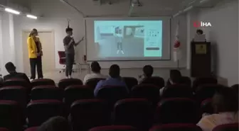 Metaverse FEST'te akademisyenler avatarlarını sergiledi