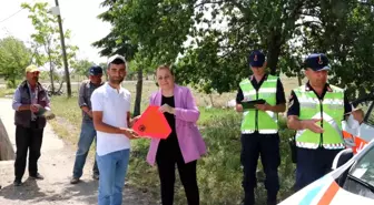 Reflektör takma çalışması devam ediyor