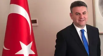 AK Partili Korkmaz Karaca, lüks araç içinde fotoğraf paylaştı! Tepkiler gelince gönderiyi kaldırdı