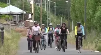 DİYARBAKIR - 8 bin yıllık Hevsel Bahçeleri'nde temiz bir çevre için pedal çevrildi