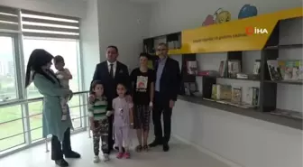 Hastanede yatan minikler için kütüphane yapıldı