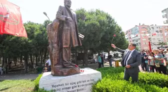 Nazım Hikmet Ran, ölümünün 59. yılında Karşıyaka'da anıldı