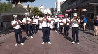 Kuşadası'nda Kiraz Şenliği Başladı