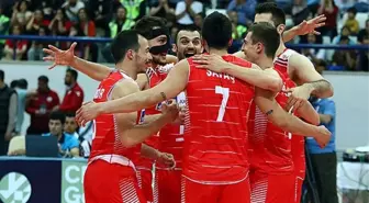 Avrupa'yı dize getiriyorlar! A Milli Erkek Voleybol Takımı şampiyonluğa yürüyor