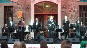 Ankara Devlet Klasik Türk Müziği Korosu, Cumhuriyet Müzesi'nde konser verdi