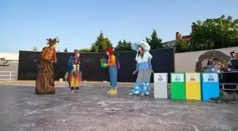 Çocuklar hem eğlendi hem çevre sorunlarını öğrendi
