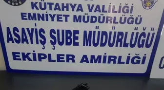 Kütahya'da araç içerisinde ruhsatsız tabanca ele geçirildi