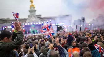 Londra'da Kraliçe Elizabeth'in Platin Jübilesi Kutlamaları Sona Erdi