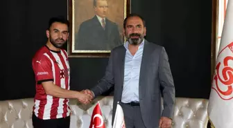Sivasspor, Murat Paluli'yi transfer etti