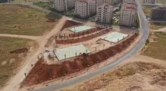 Şehitkamil'de, Gaziler Mahallesinde yapımına başladığı parkı, kısa bir süre içinde tamamlama aşamasına getirdi