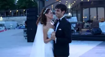 Ünlü Oyuncu Evlendi! Düğüne Yıldız Yağmuru