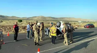 Mardin'de otomobil ters yattı: 4 yaralı