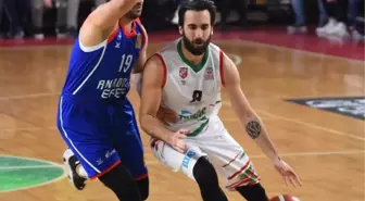 Pınar Karşıyaka'da Can Korkmaz da gitti