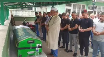 Trafik kazasında hayatını kaybeden motosiklet sürücüsü defnedildi