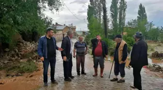 Sağanak yağış tarım arazilerini vurdu