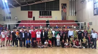 Kurumlar arası Voleybol Turnuvası şampiyonu Büyükbaş Yapı Denetim oldu