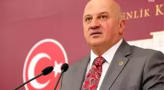 Uğur Bayraktutan'dan Bakan Soylu'ya: 'Sevinç İnönü'nün İstanbul Havalimanı'nda Vip'ten Uçması Hangi Gerekçe ile Engellenmiştir'