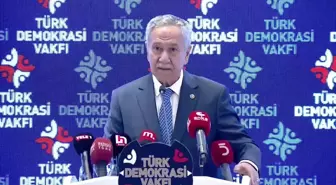 Bülent Arınç: 'Bağırmanın Zamanıdır, Kral Çıplak Demenin Zamanıdır'