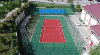 Pursaklar tenis için hazır