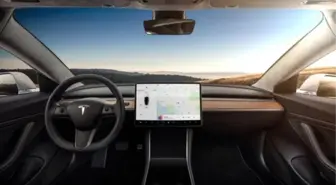 Tesla otopilotu sınıfta kaldı: Araba kazalarında birinci oldu!