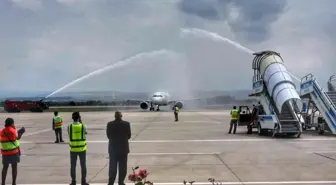 Umman'dan ilk uçak Bursa'ya geldi