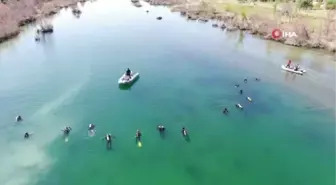 Kızılırmak'ta kaybolan genci arama çalışmaları yeniden başladı: 70 ekibin katıldığı çalışmada 18 dalgıç da suda arama yapıyor