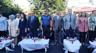 Kuştepe'de rap rüzgarı: Kaymakam, belediye başkanı ve emniyet müdürleri çocuklarla şarkı söyledi