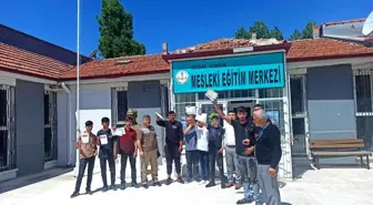 Sorgun Mesleki Eğitim Merkezinde eğitim gören 140 öğrenciye belgeleri verildi