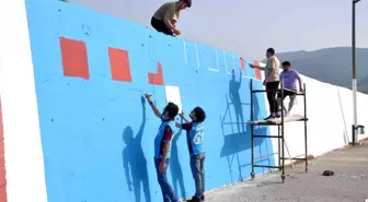 Gerze sahili, tarihinde ikinci kez bordo-maviye boyandı