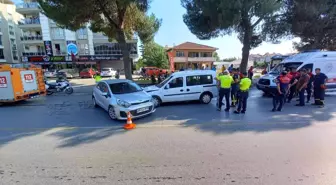 Son dakika... Aydın'da 2 otomobil çarpıştı: 1 yaralı