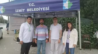 İzmit Belediyesi, Yks'nin Bugünkü Oturumunda da Öğrenci ve Velilerin Yanındaydı