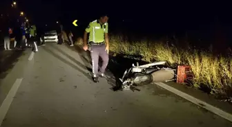 Son dakika haberi... Bursa'da otomobil motosikletle kafa kafaya çarpıştı: 1 ağır yaralı